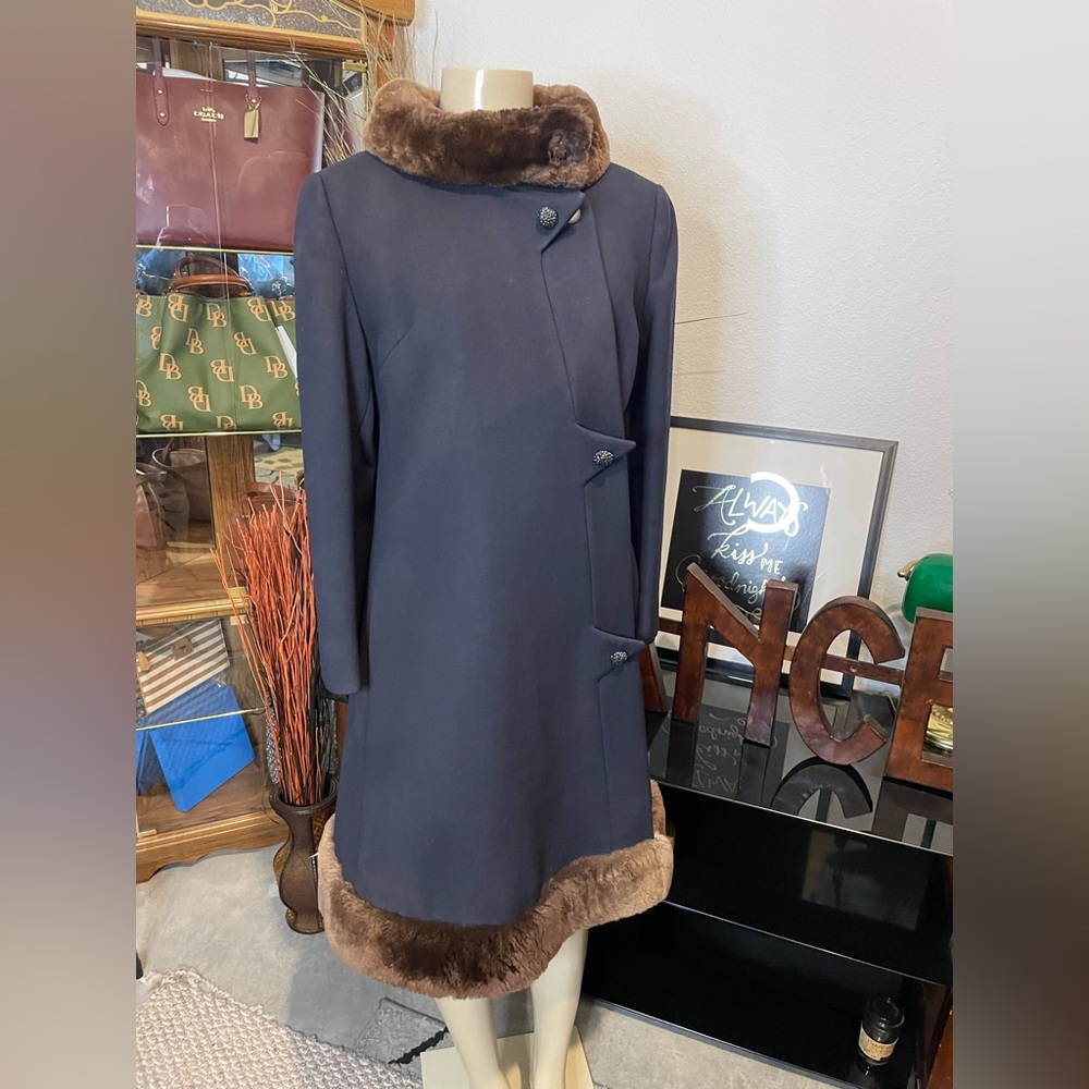 💙Stunning Vintage ILGWU Coat(maybe wool & fur) - Picture 3 of 14